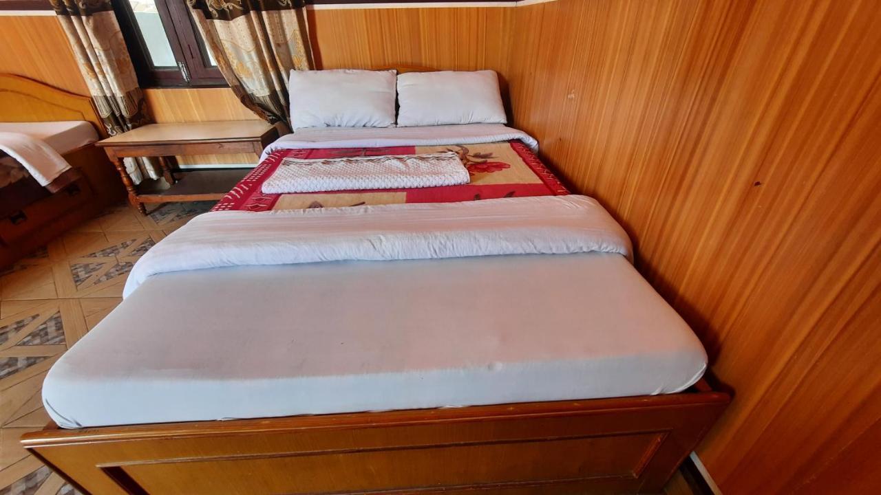 Hotel Lake Garden Похара Екстериор снимка