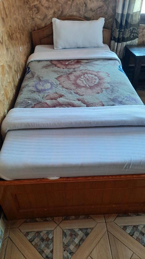 Hotel Lake Garden Похара Екстериор снимка