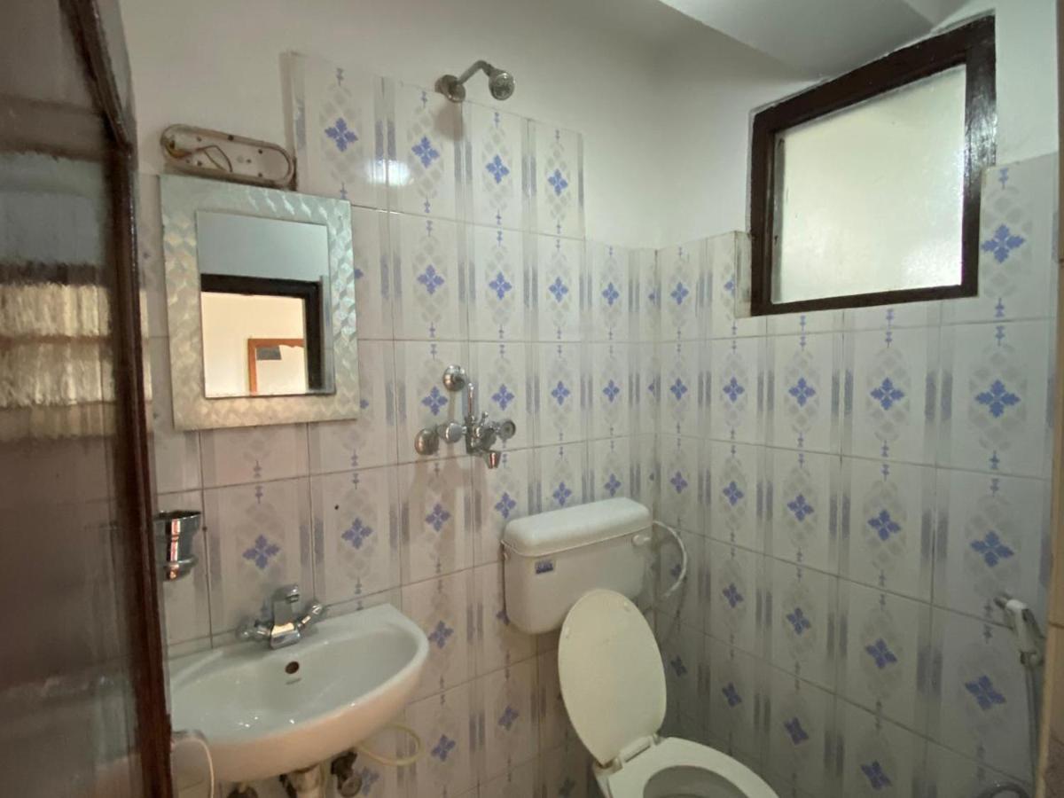 Hotel Lake Garden Похара Екстериор снимка