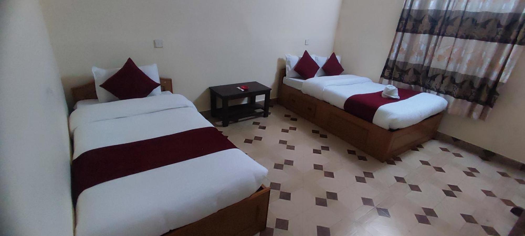 Hotel Lake Garden Похара Стая снимка